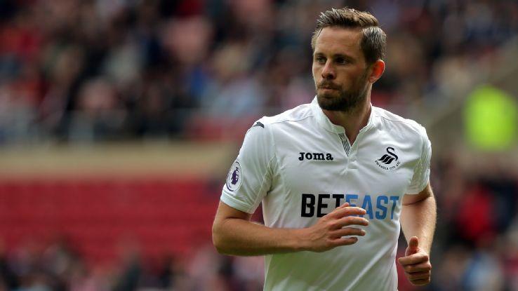 女子篮球联盟赛季焦点球员表现（女子篮球联盟本赛季焦点球员表现一览）