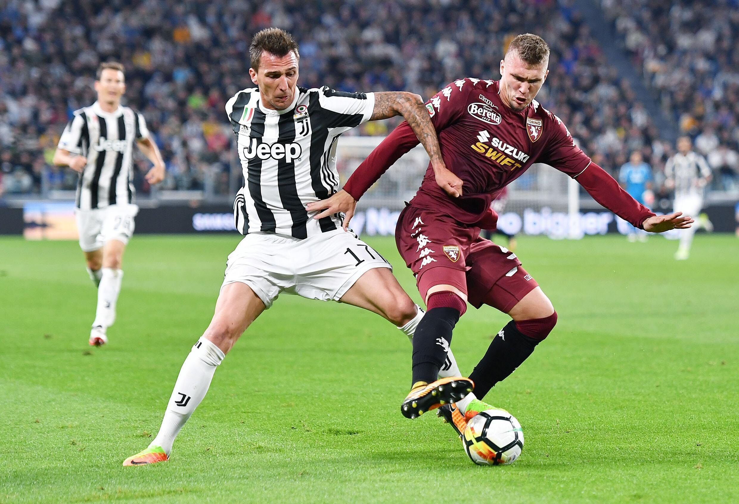 湖人浓眉哥篮下统治力助球队获胜（浓眉禁区统治，助湖人赢球）