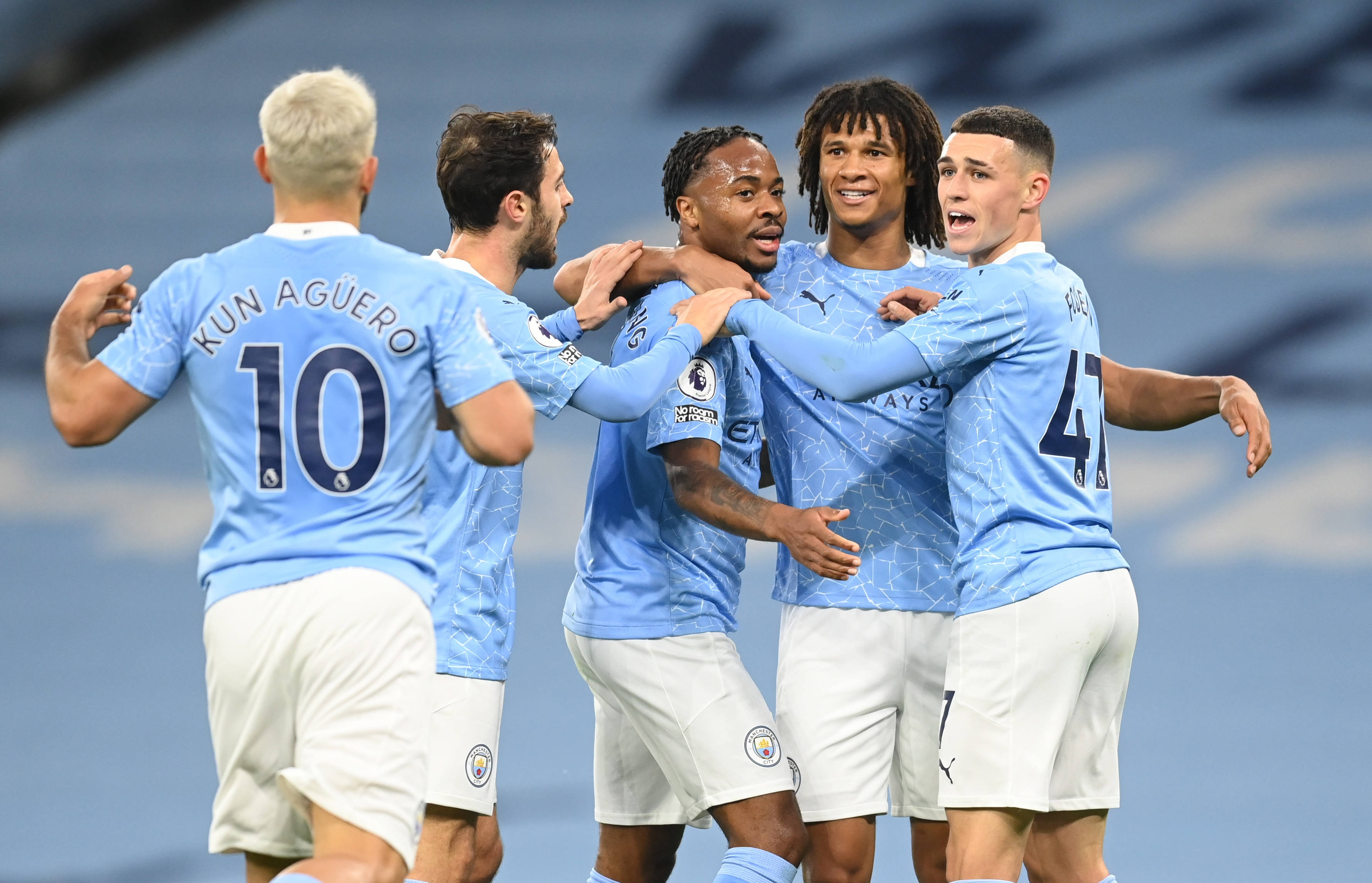 昔日水晶宫双星埃泽、奥利塞本赛季关键数据对比：后者均占优（水晶宫昔日双星本季关键数据PK：奥利塞在各项指标上均领先埃泽）