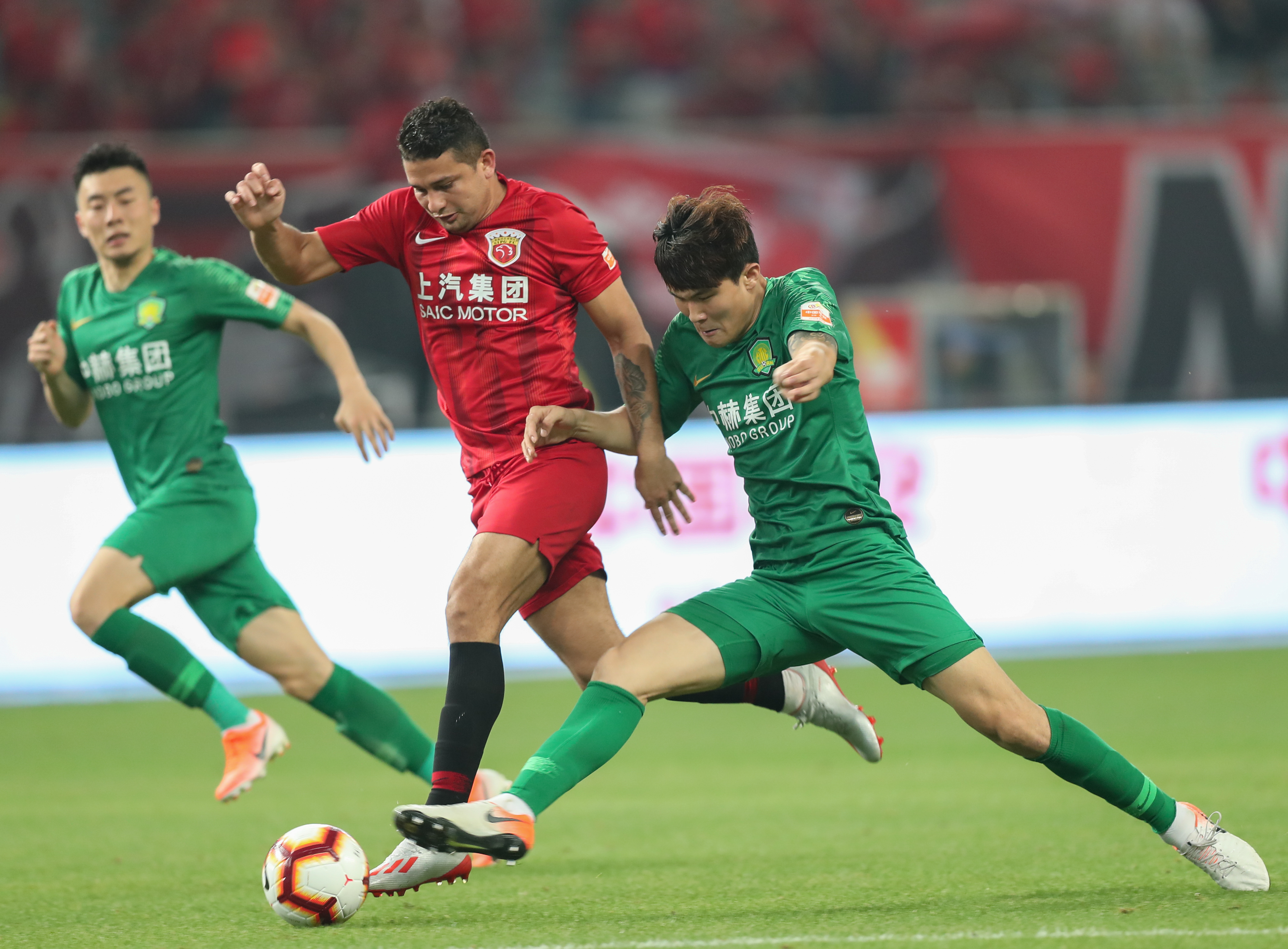 阿尔特塔：孔帕尼做什么都会很出色，他干得这么好我非常开心（阿尔特塔盛赞孔帕尼：无论做什么都很出色，他的成功让我很开心）