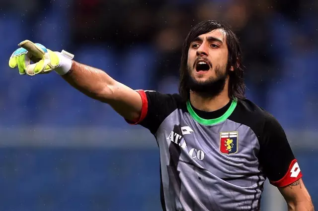 北青：邵佳一首期国足集训最早明年1月，将推进年轻化进程（据北青报道，邵佳一执掌国足后首期集训最快明年1月启动，阵容年轻化将提速）