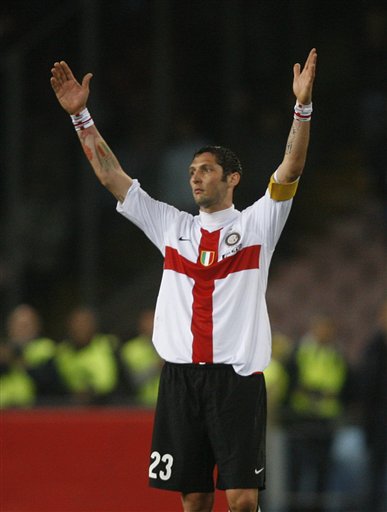 徐尚：我建议并支持邵佳一竞聘国足主帅，希望他到更高的舞台（徐尚表态：力挺邵佳一竞聘国足主帅，期待他登上更高舞台）