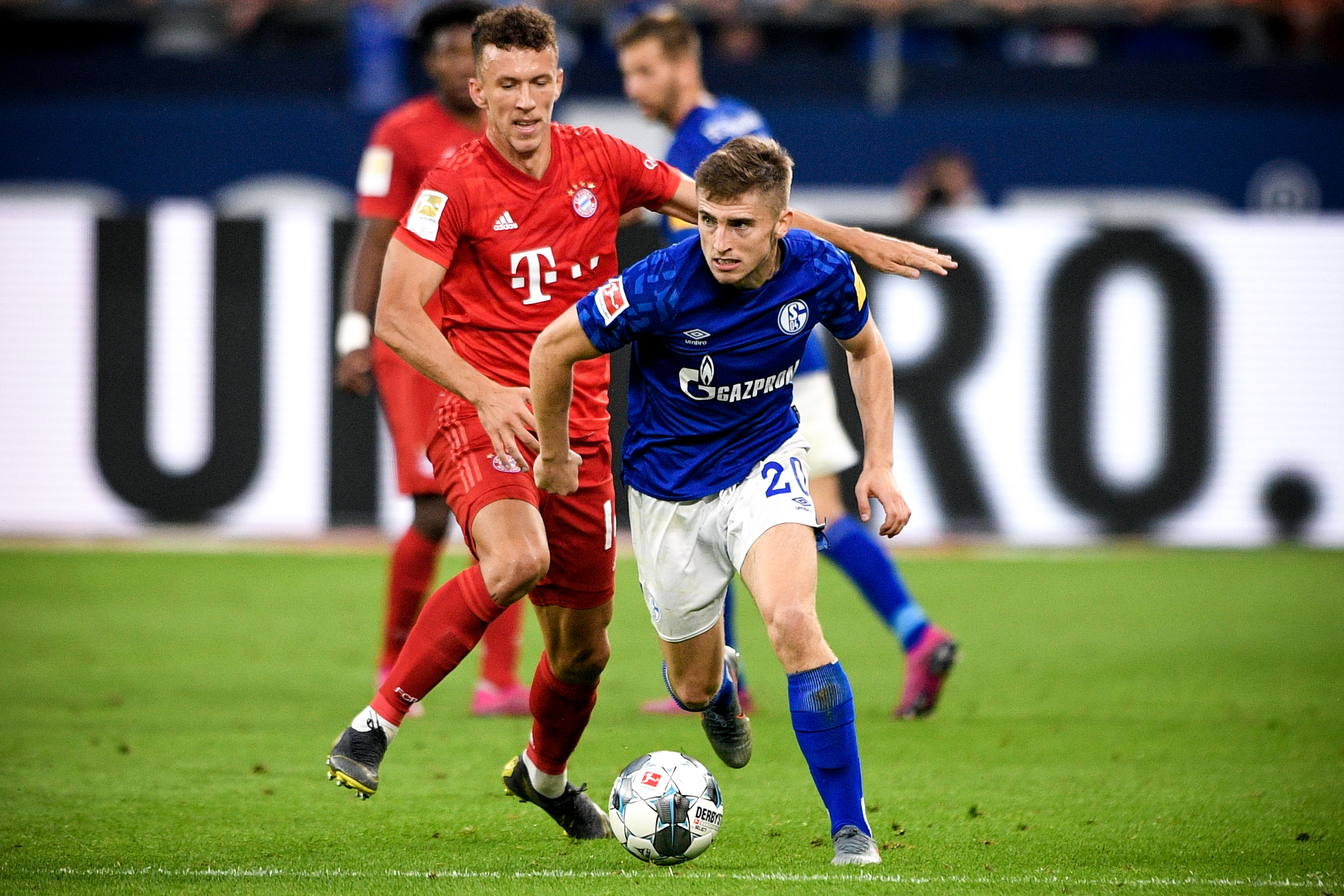 德容：我们知道布鲁日在主场非常强大，我们本可以做得更好（德容：清楚布鲁日主场强势，我们本应表现得更好）