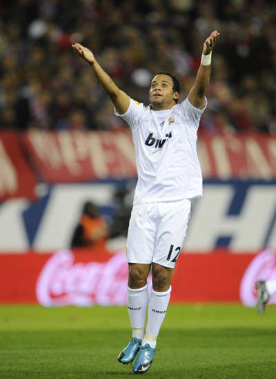 记者：杨皓宇随申花队出征亚冠广岛客场，李可因伤没有随队（杨皓宇随申花远征广岛亚冠客场，李可因伤缺席）