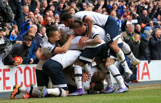 梅西在世界杯踢欧洲球队6进球6助攻！C罗踢南美是0进球0助攻！（世界杯数据：梅西对欧洲队6球6助，C罗对南美0球0助）