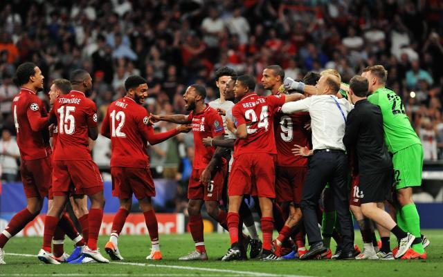 WTT总决赛：林诗栋／蒯曼1-3不敌林仲勋／申裕斌无缘决赛（林诗栋／蒯曼1-3负于林仲勋／申裕斌，WTT总决赛无缘争冠）