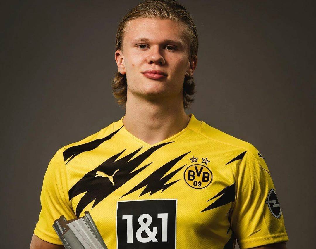 塔利亚菲科：不认为与梅西的对比会影响马斯坦托诺，他很专注（塔利亚菲科：梅西比较不会干扰马斯坦托诺，他始终专注）